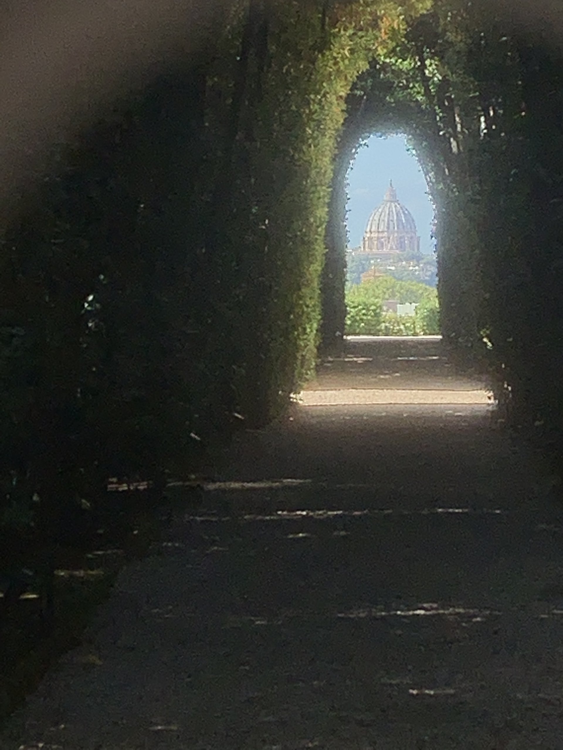 St Peter's dome framed through the keyhole on the Aventine Hill